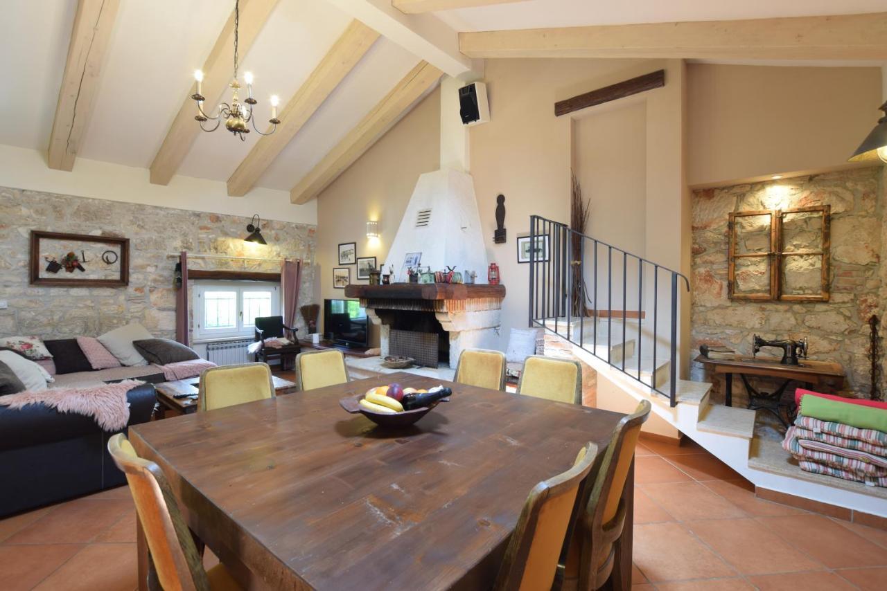 Saison Openning Prices Luxury Villa Nini With Fireplace, Private Pool, Bikes, Barbecue And Much More Poreč Exterior foto